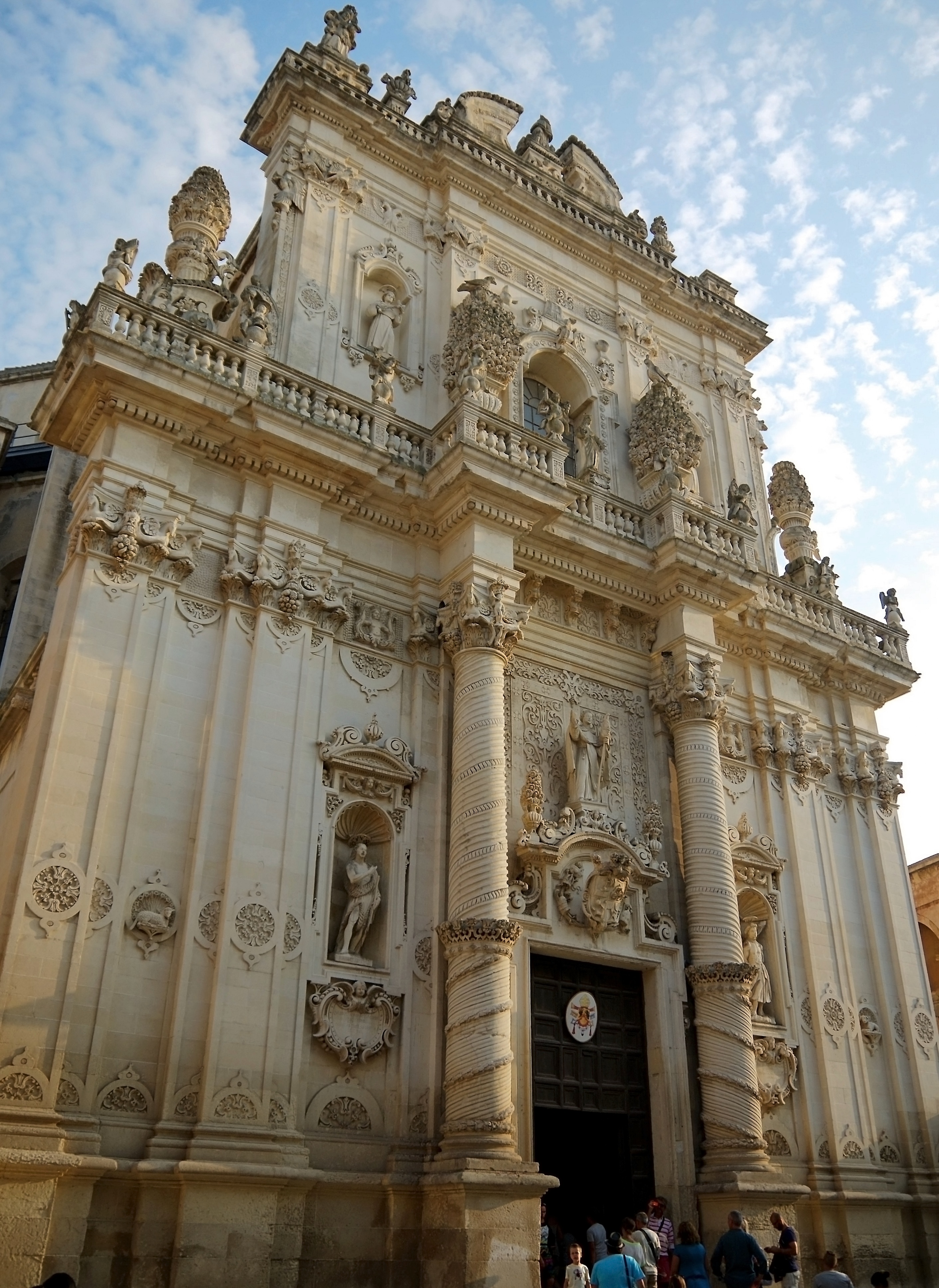 Lecce (Italy): Baroque facade of one of San Giovanni Battista del Rosario - Lecce (Italy)