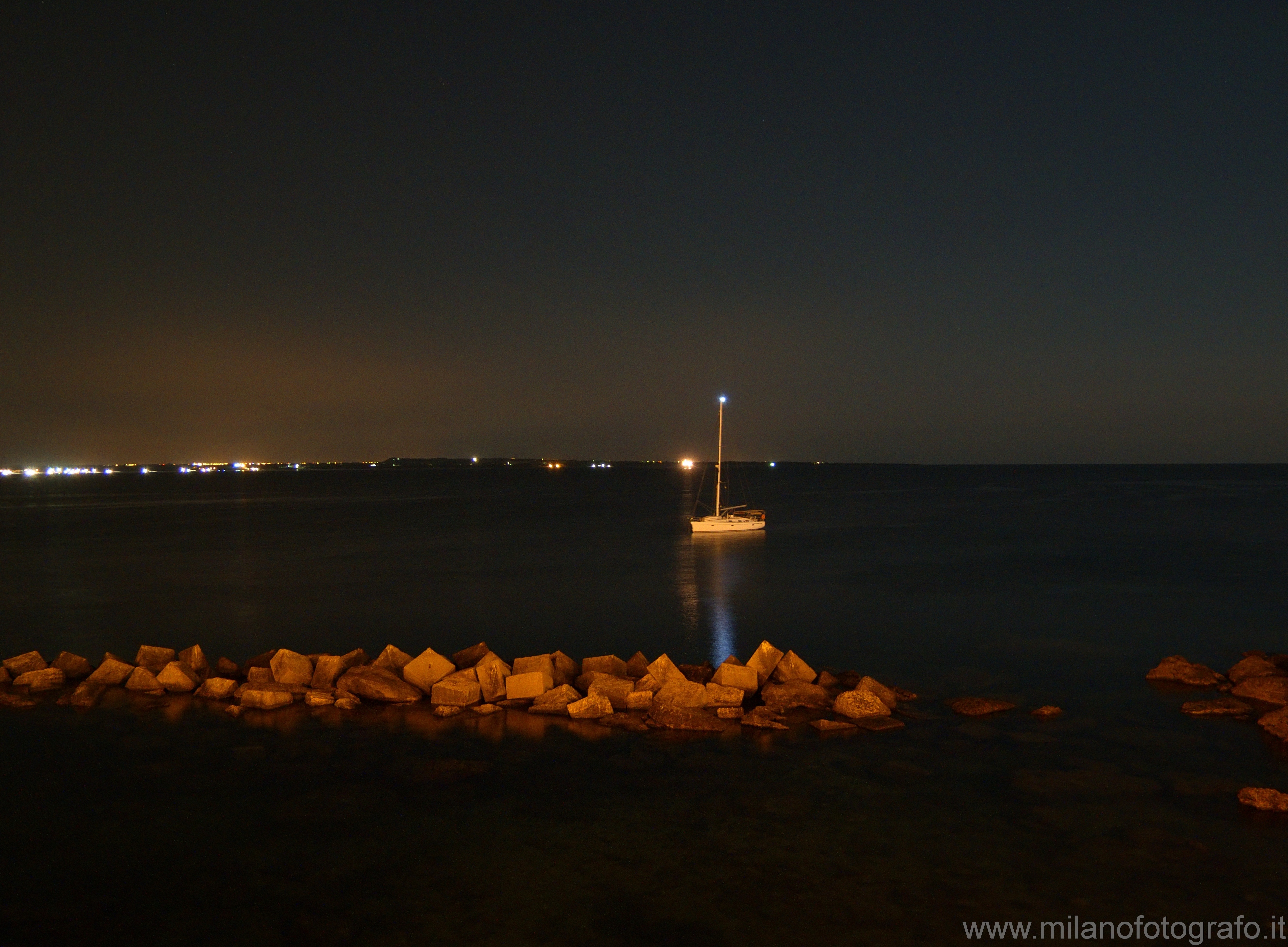 Gallipoli (Lecce) - Vista sul mare in notturna