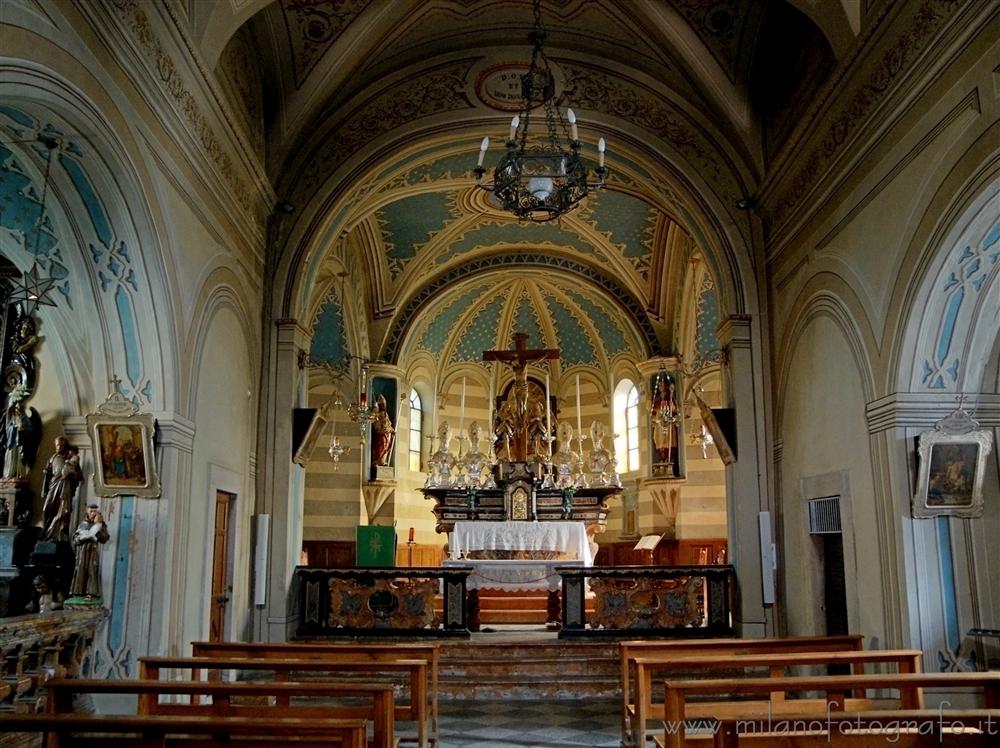 Brovello-Carpugnino (Verbano-Cusio-Ossola, Italy) - Church of San Donato, interiors