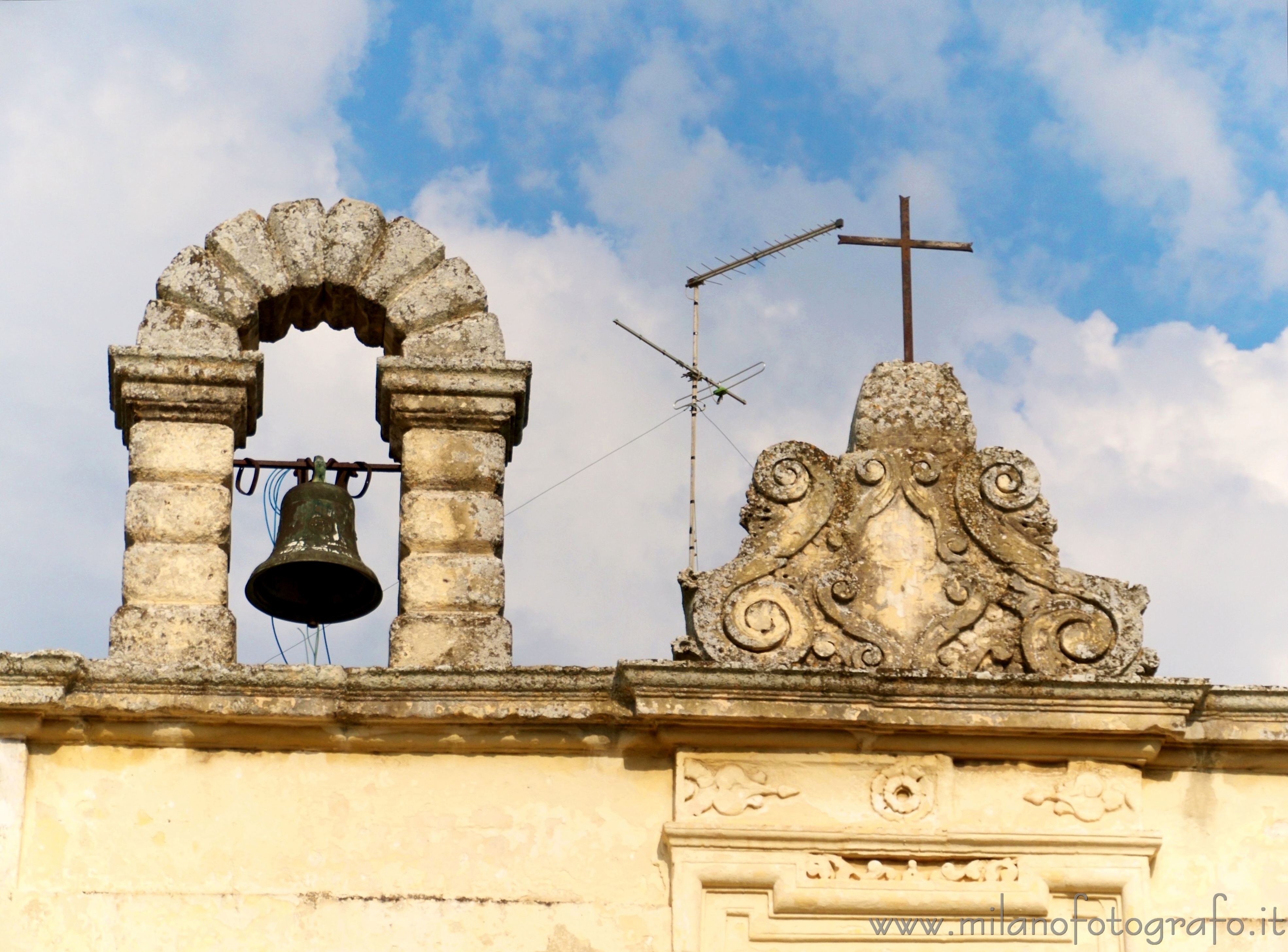 Martano (Lecce, Italy) - Decorations on roof a building