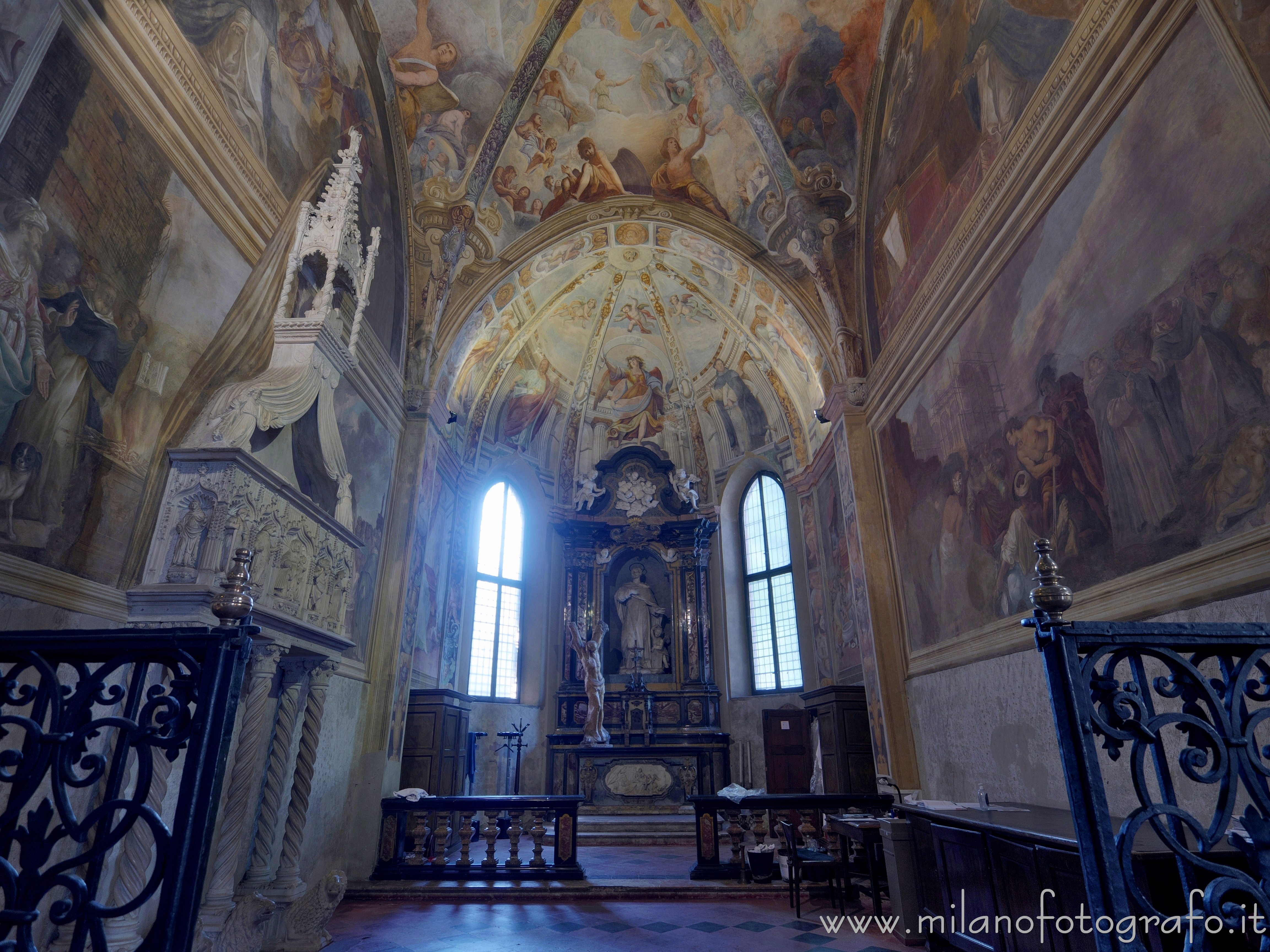 Milan (Italy): Chapel of St. Dominic in the Basilica of Sant'Eustorgio - Milan (Italy)