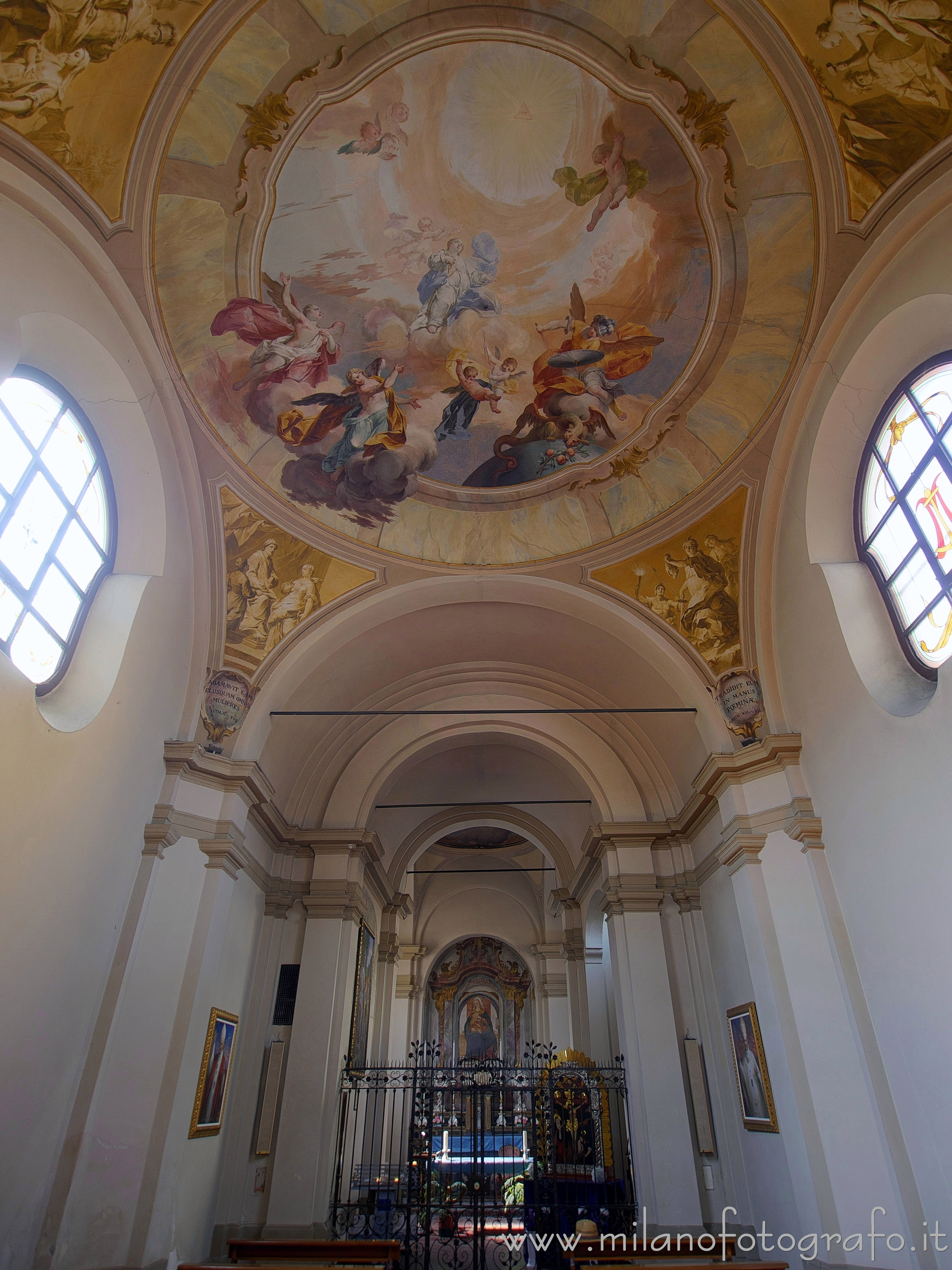 Busto Arsizio (Varese, Italy): Interior of the Church of Madonna in Prato - Busto Arsizio (Varese, Italy)