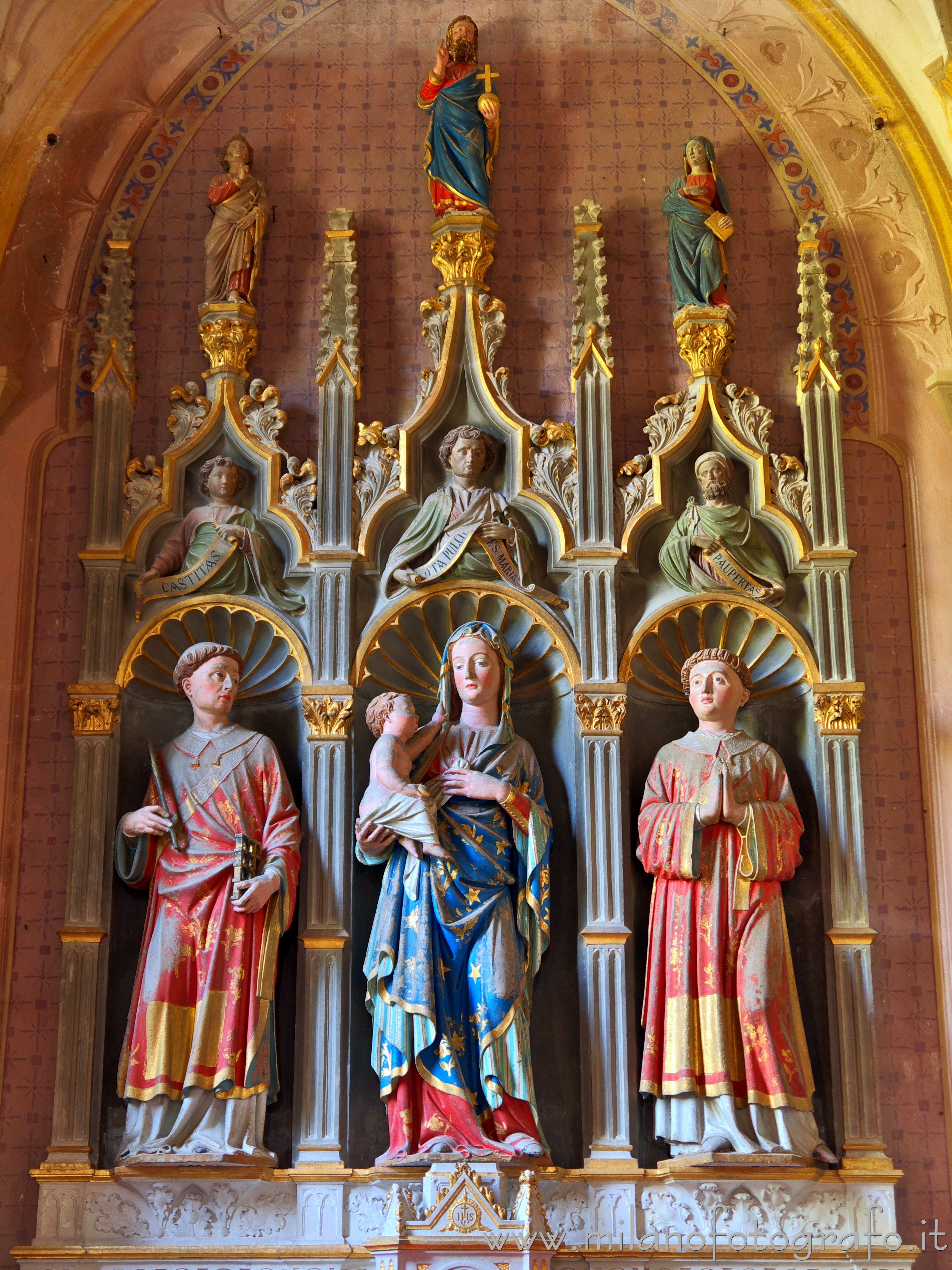 Castiglione Olona (Varese, Italy): Gothic retable of the altar at the head of the right nave of the Collegiate Church of Santi Stefano e Lorenzo - Castiglione Olona (Varese, Italy)