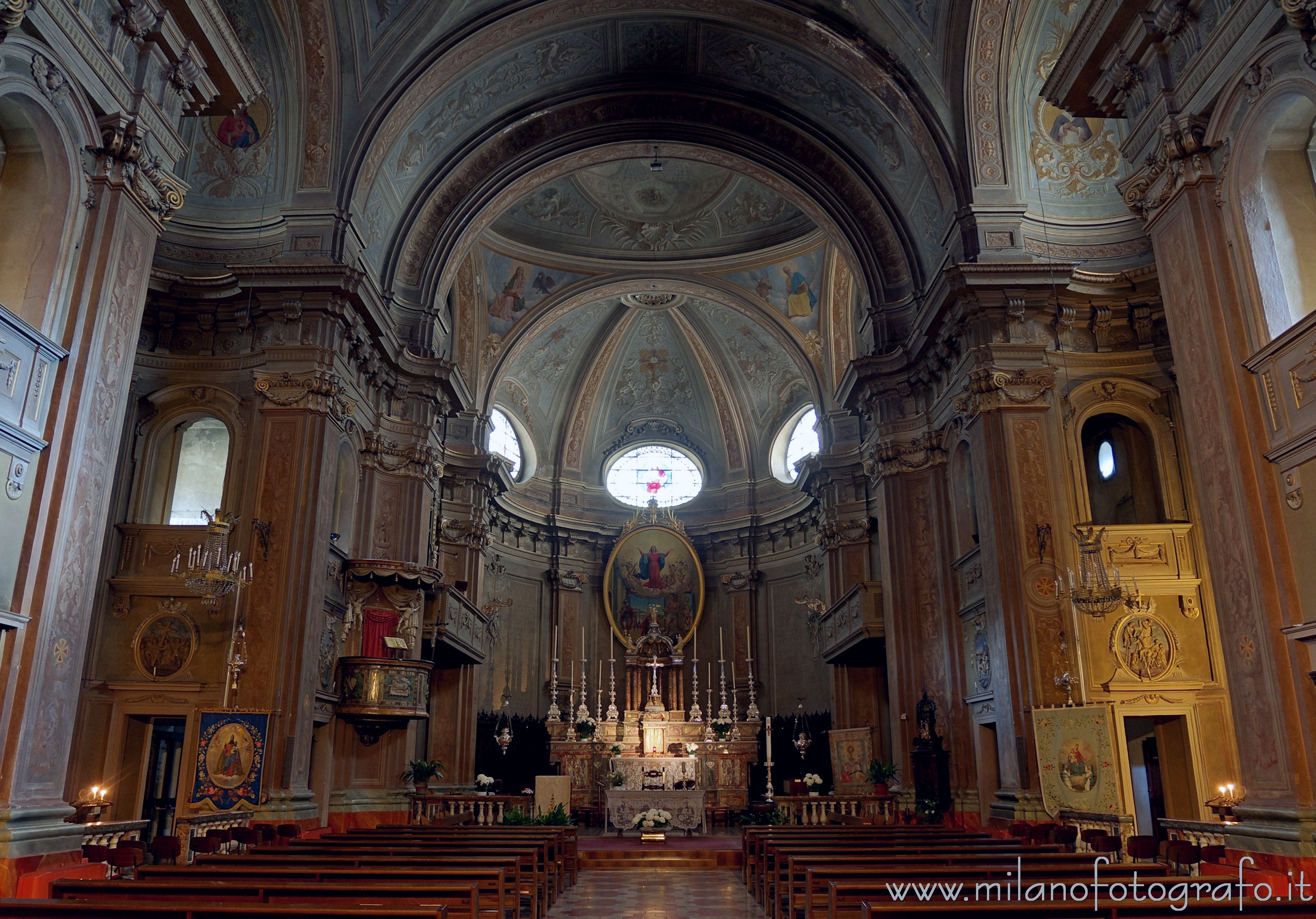 Chiavazza (Biella, Italy): Interior of the Church of Santa Maria Assunta and San Quirico - Chiavazza (Biella, Italy)