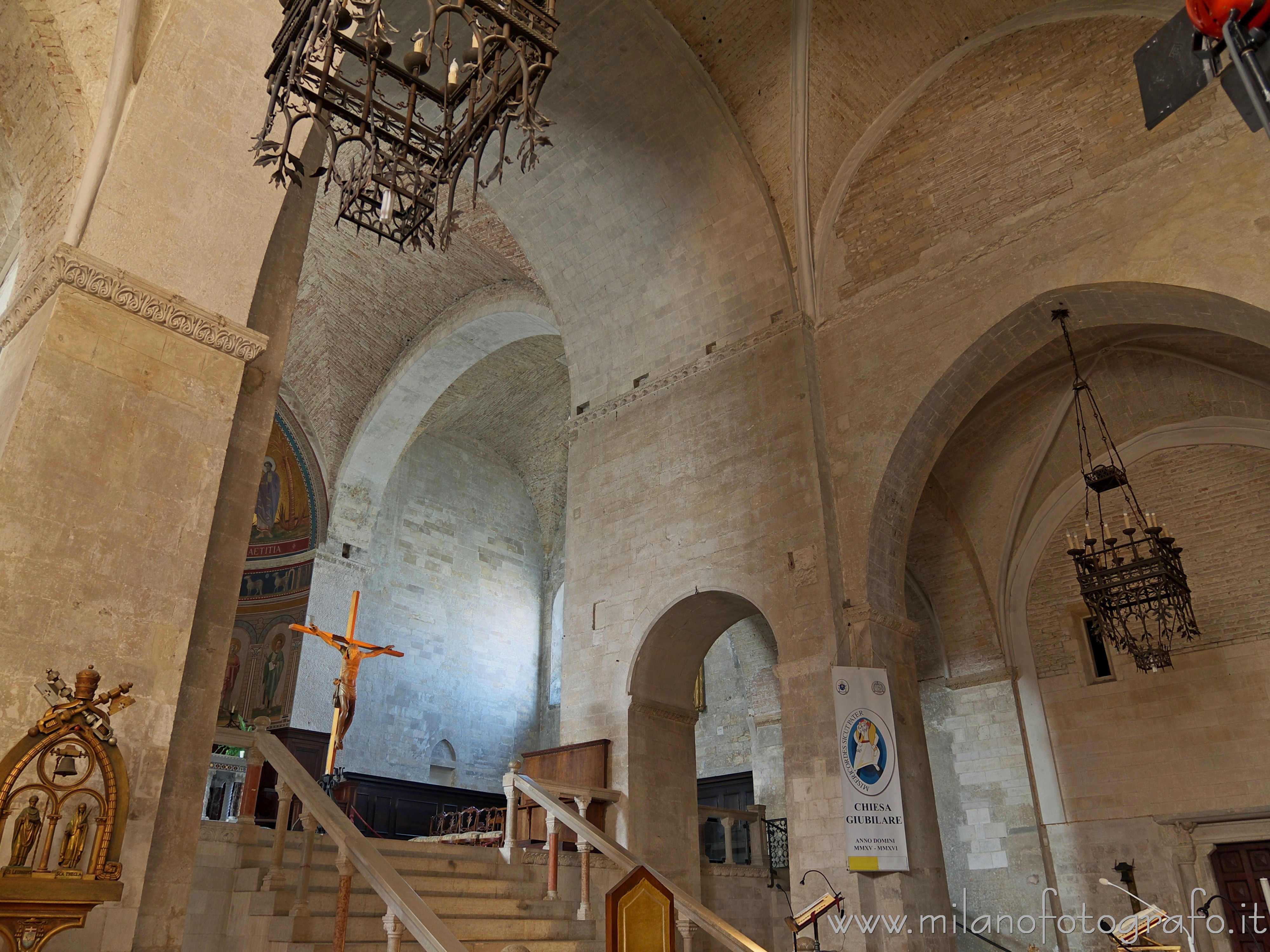 Osimo (Ancona, Italy): Interior of the Concathedral of Osimo - Osimo (Ancona, Italy)