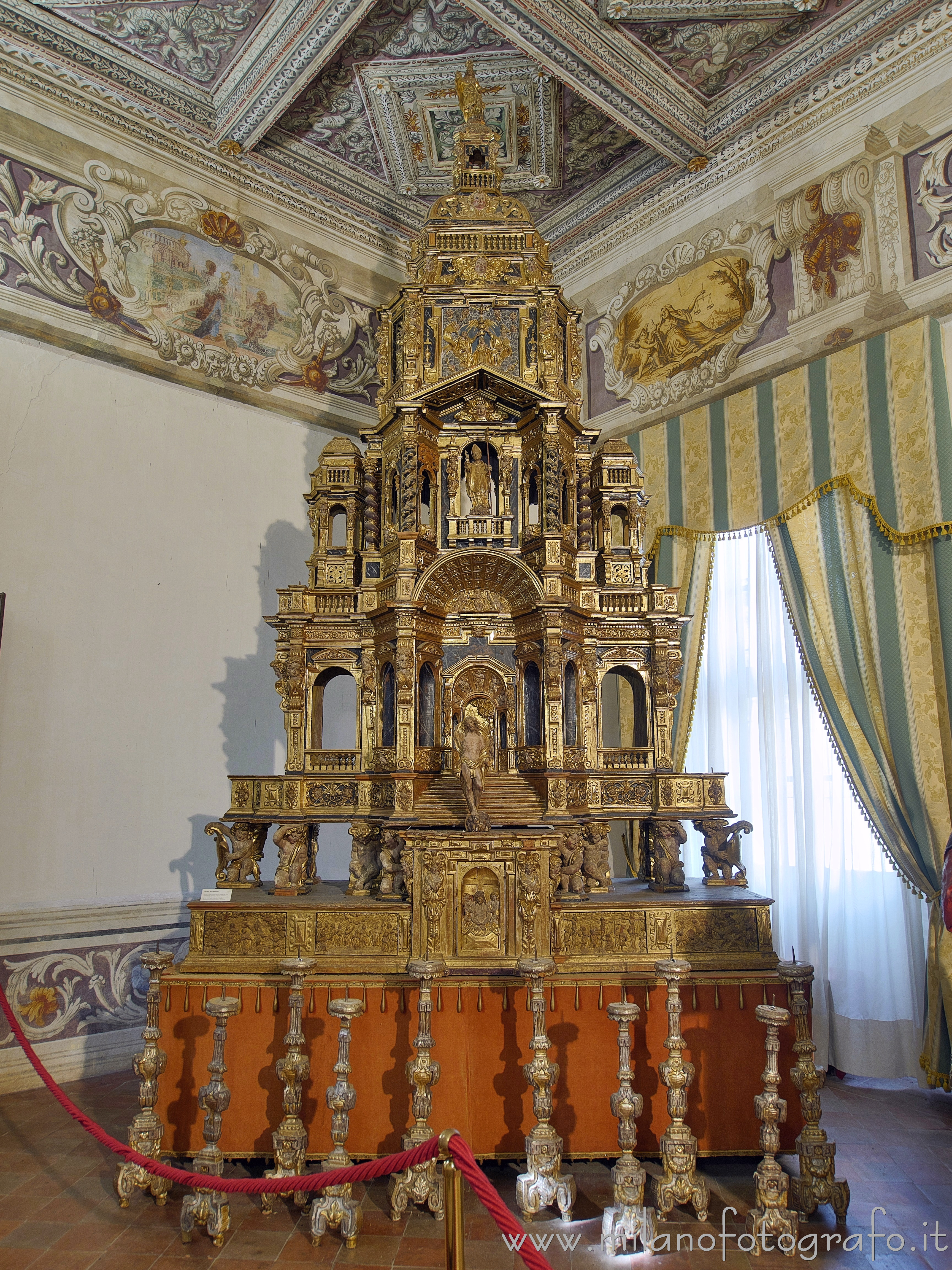 Masserano (Biella, Italy): Retable of Tiberino in the Palace of the Princes - Masserano (Biella, Italy)