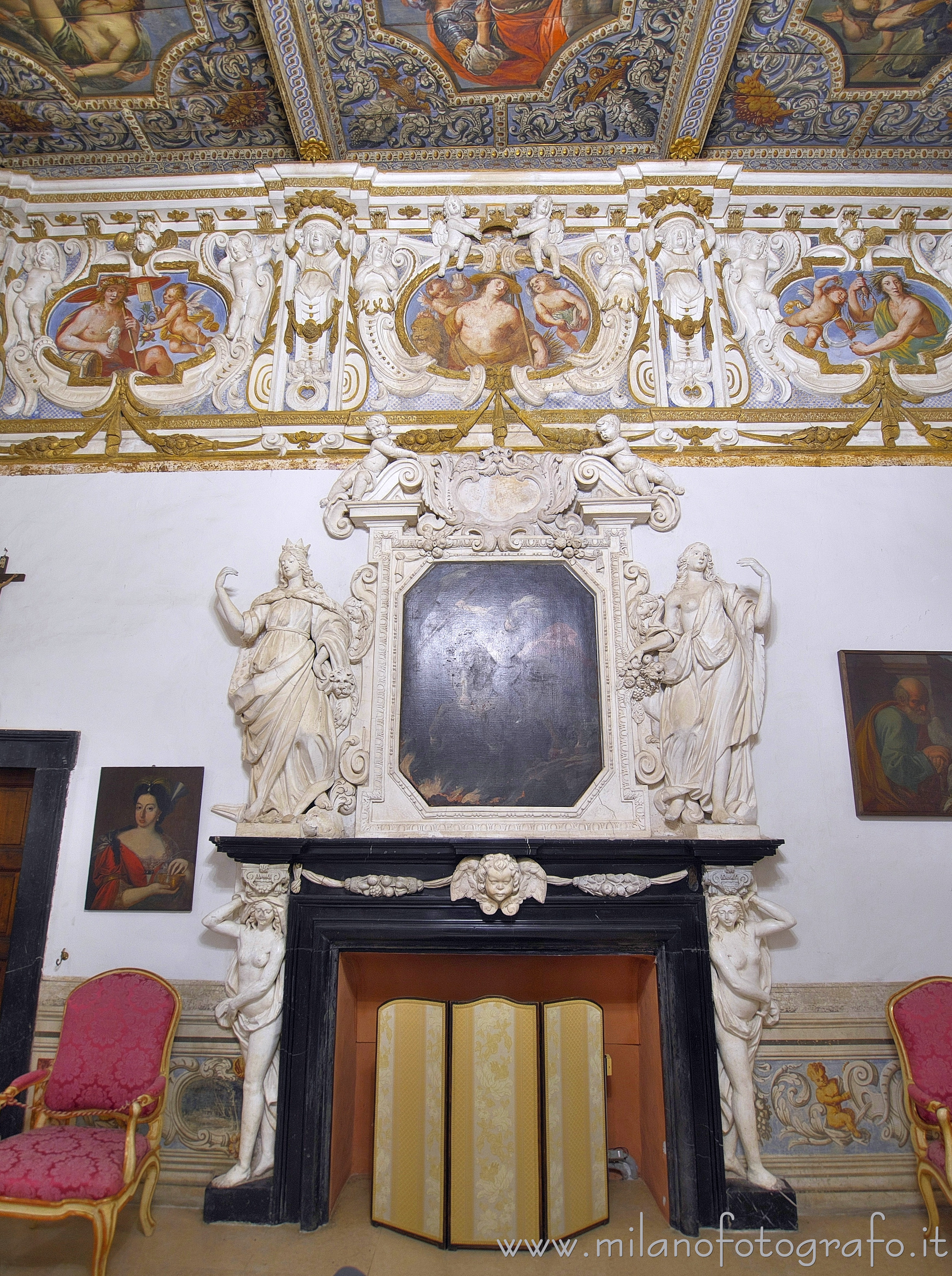 Masserano (Biella, Italy): Fireplace of the Allegories in the Palace of the Princes - Masserano (Biella, Italy)