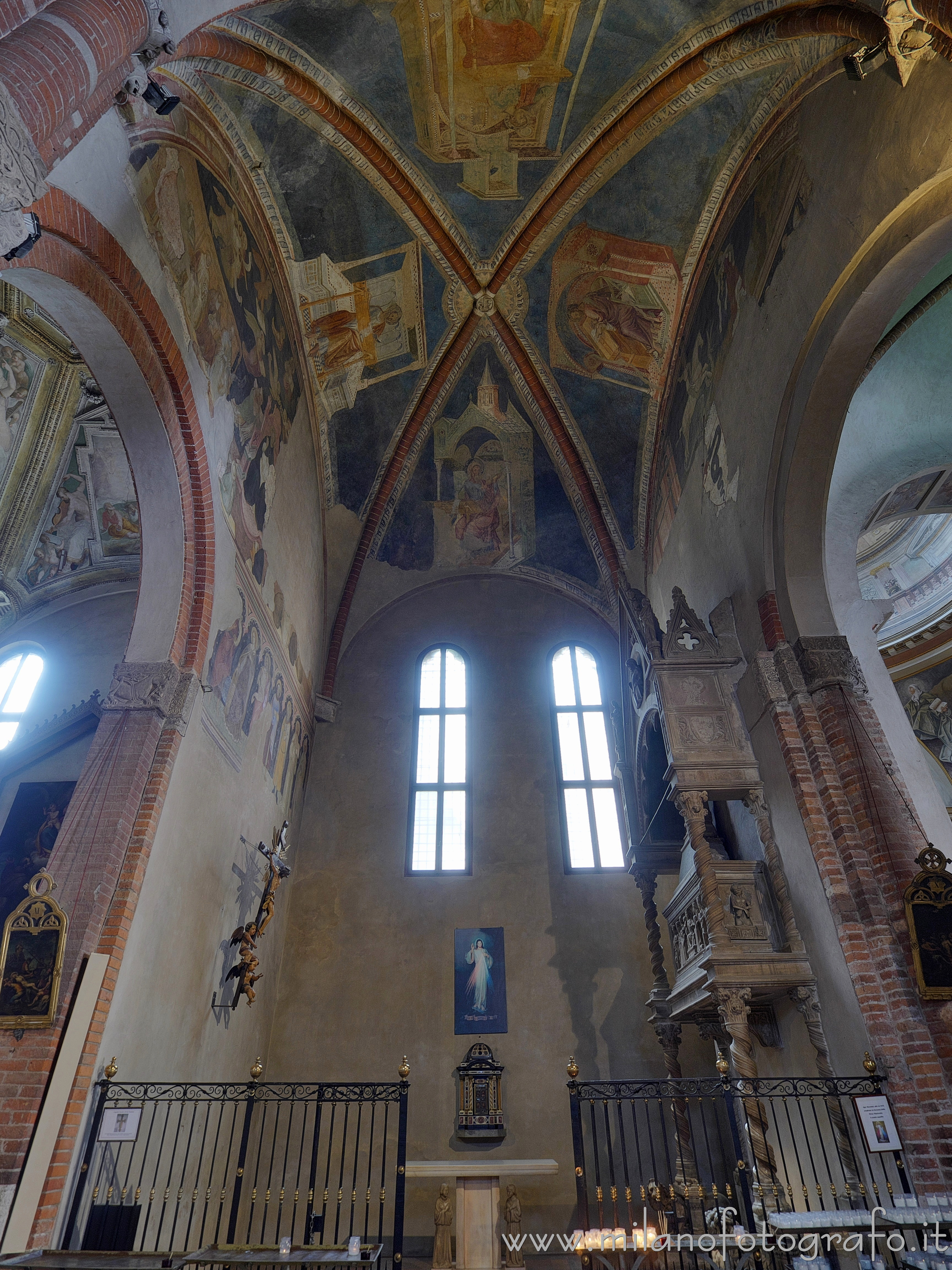 Milan (Italy): Chapel of St. Thomas in the Basilica of Sant'Eustorgio - Milan (Italy)