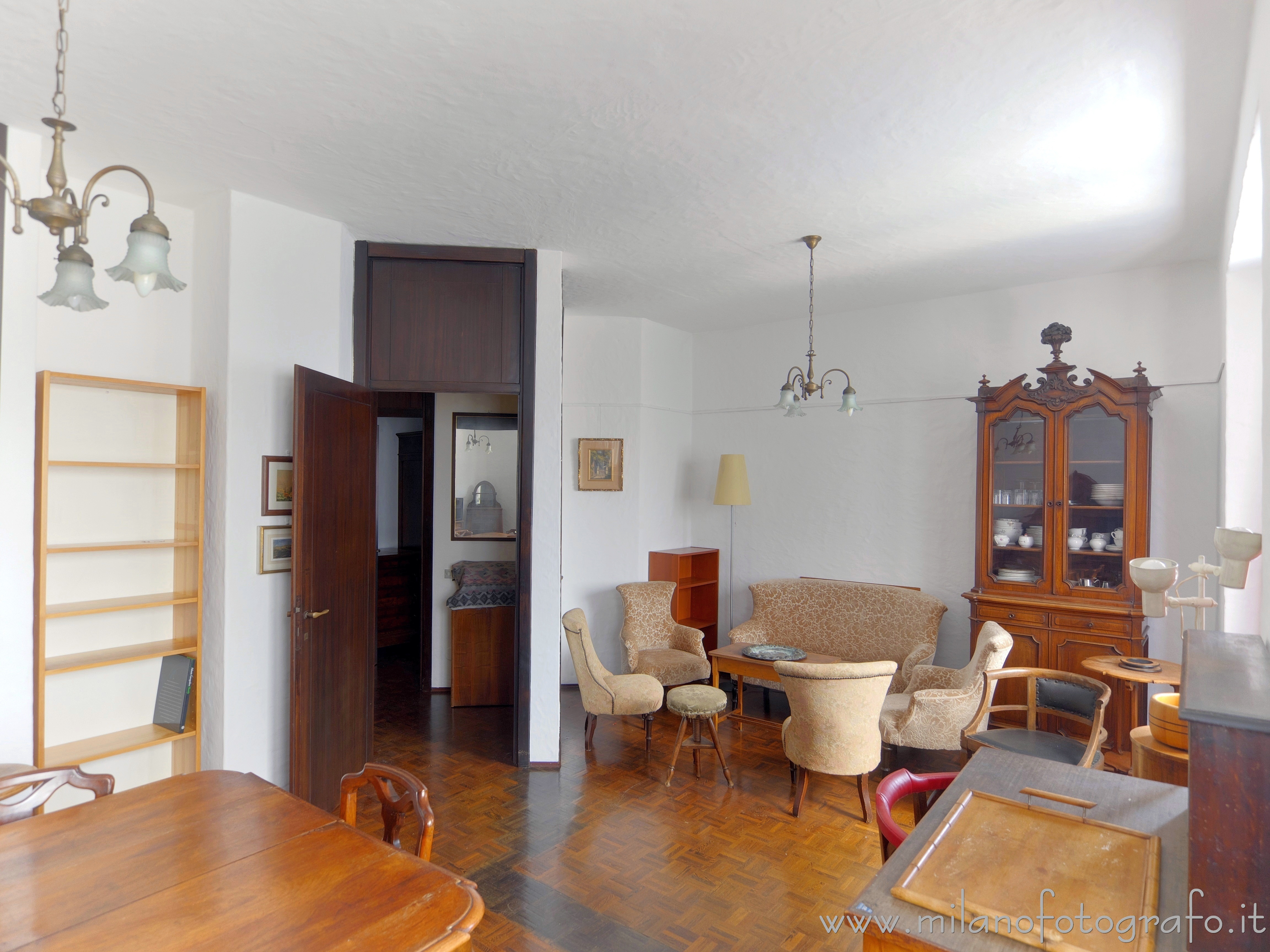 Milan (Italy): Living room with early 1900s furniture - Milan (Italy)