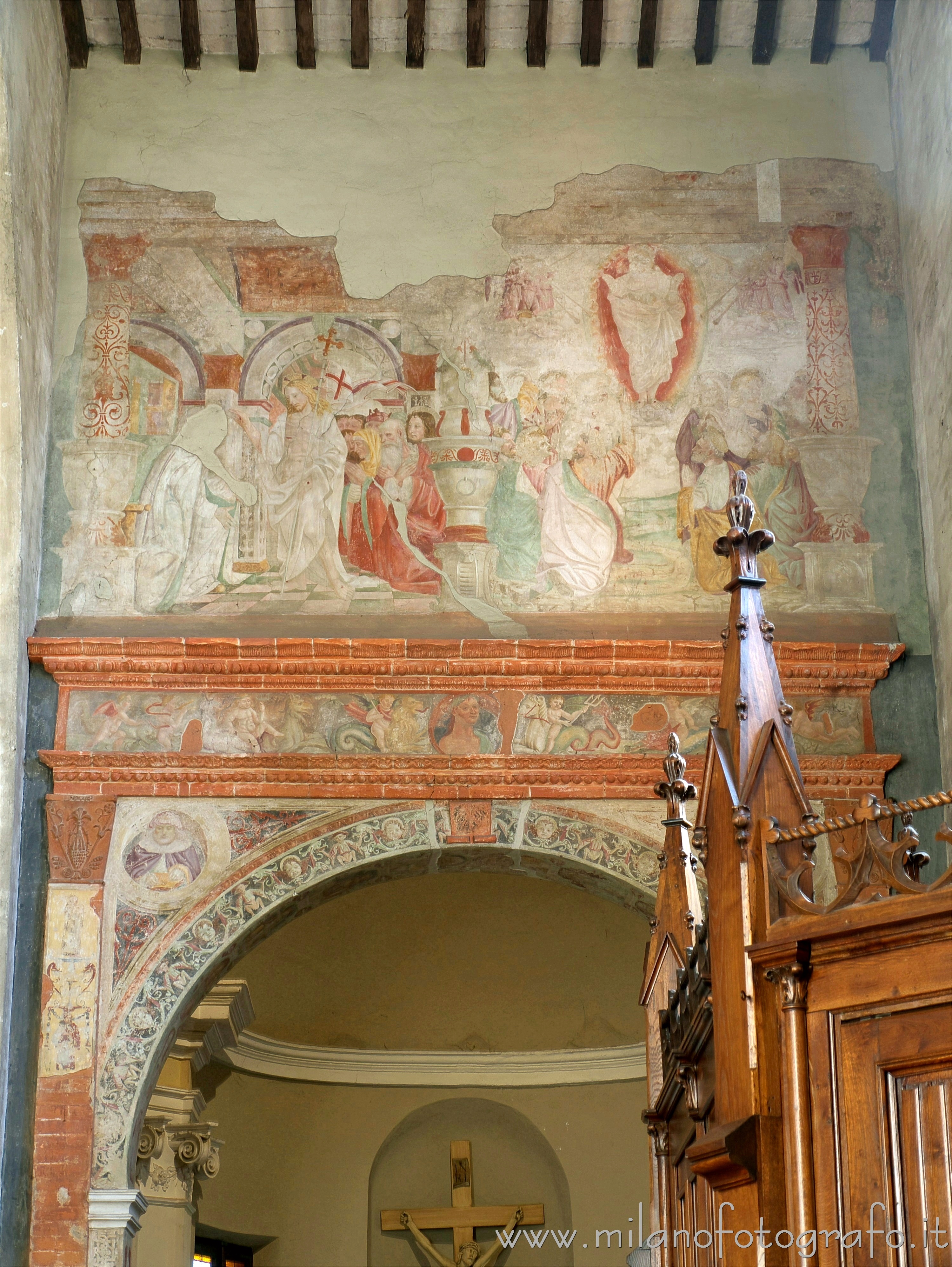 Novara: Affreschi e decorazioni rinascimentali presso la prima cappella destra della Chiesa del Convento di San Nazzaro della Costa - Novara