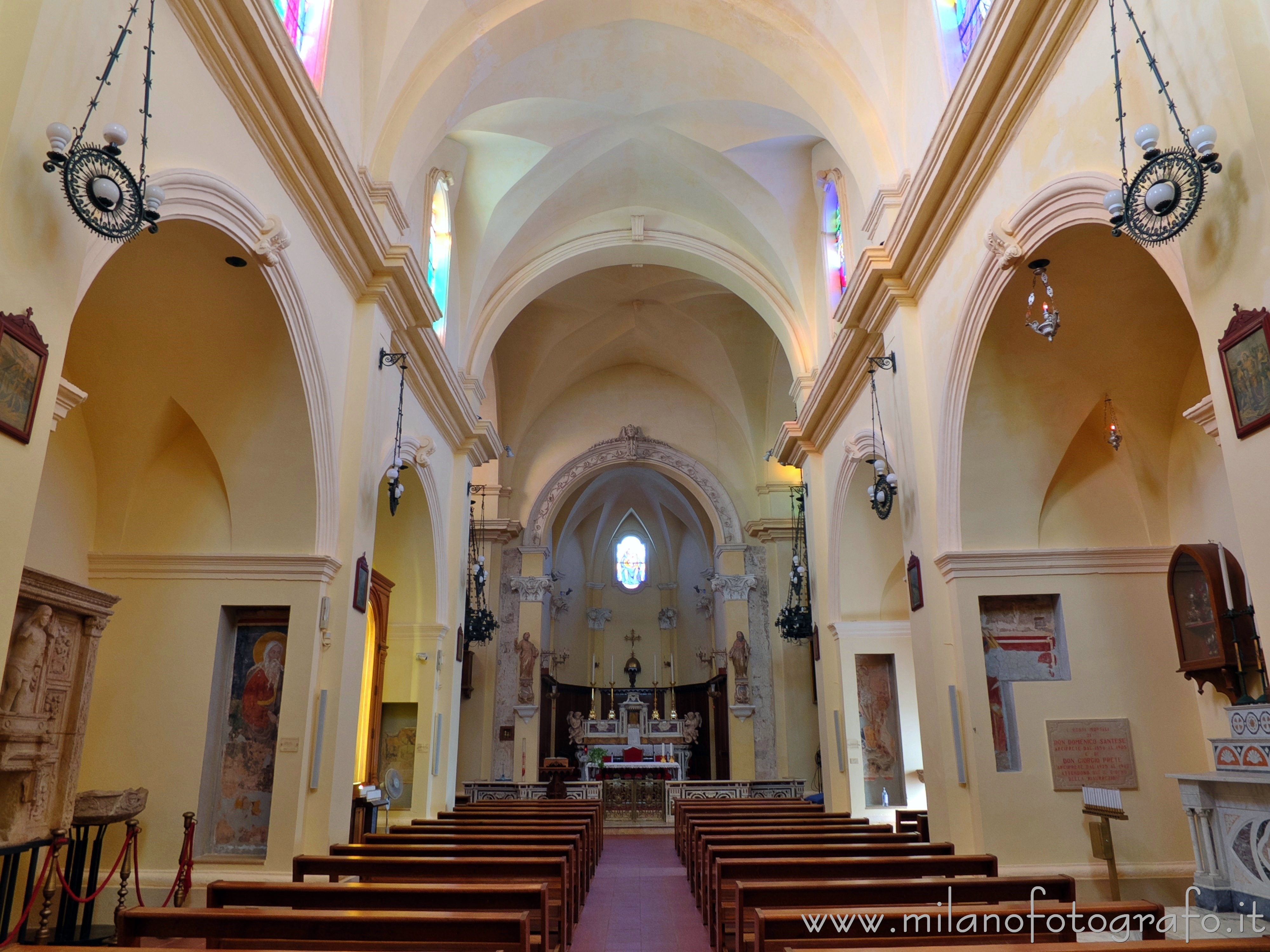 Racale (Lecce): Interno della Chiesa di San Giorgio - Racale (Lecce)