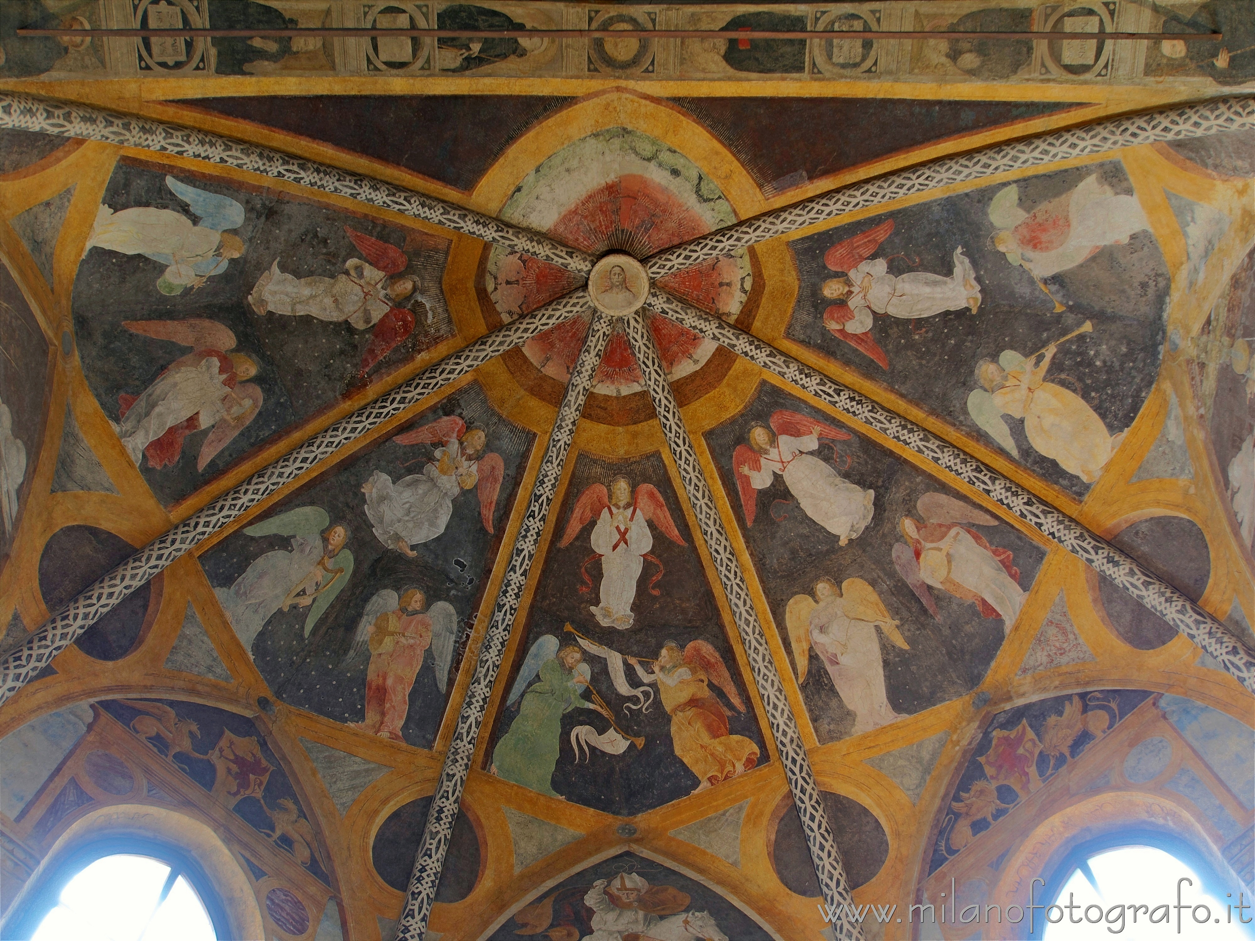 Milan (Italy): Frescoes on the vault of the Chapel of  Sant'Ambrogio in the Church of San Pietro in Gessate - Milan (Italy)