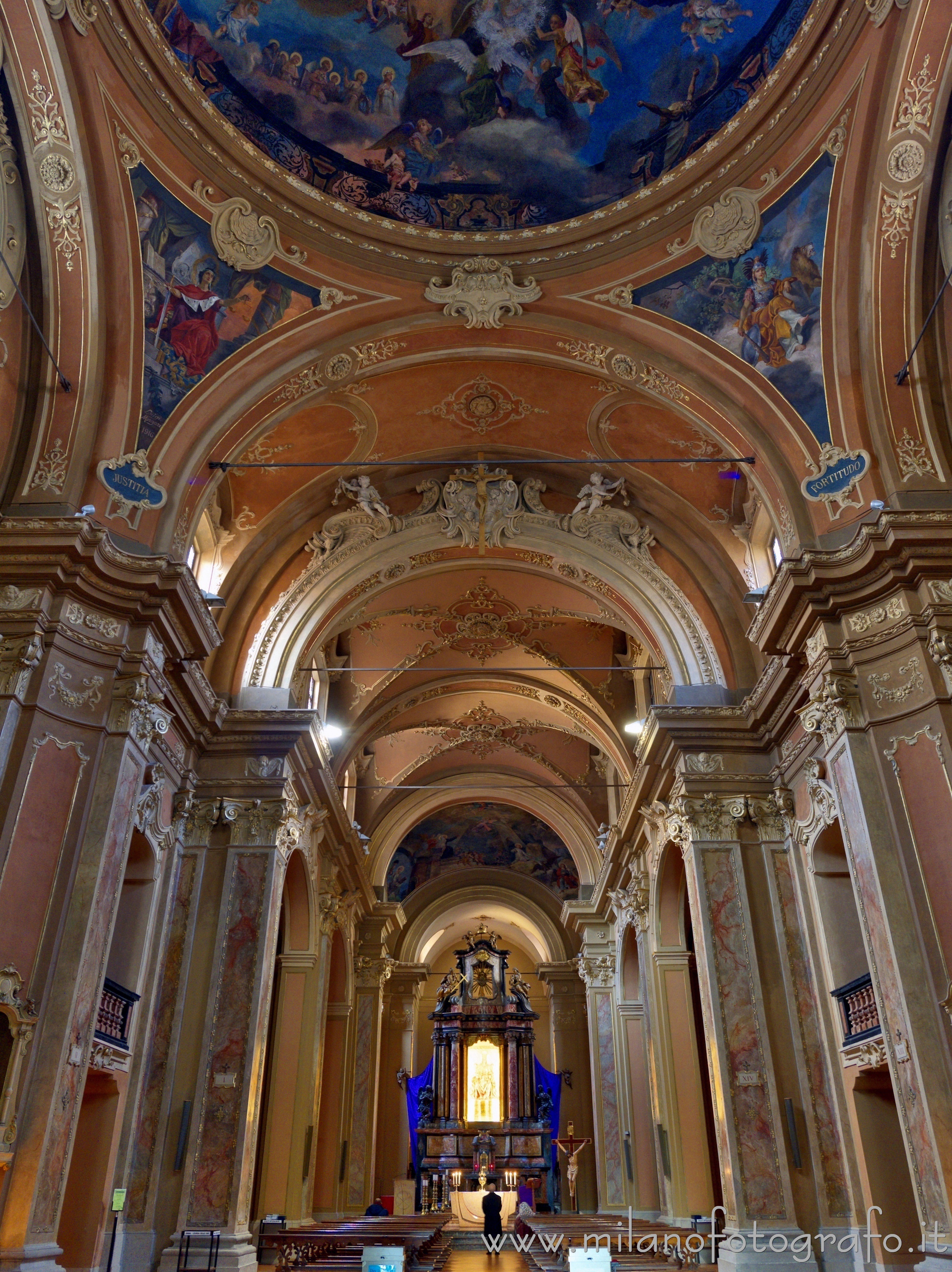 Milano: Interni della Chiesa di Santa Francesca Romana - Milano