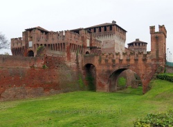 Places  of historical value  of artistic value around Milan (Italy): Soncino